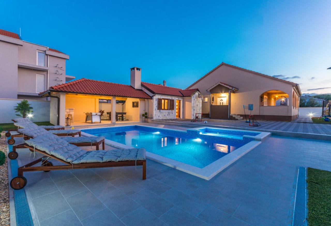 Villa Lucija Биоград-на-Мору Экстерьер фото
