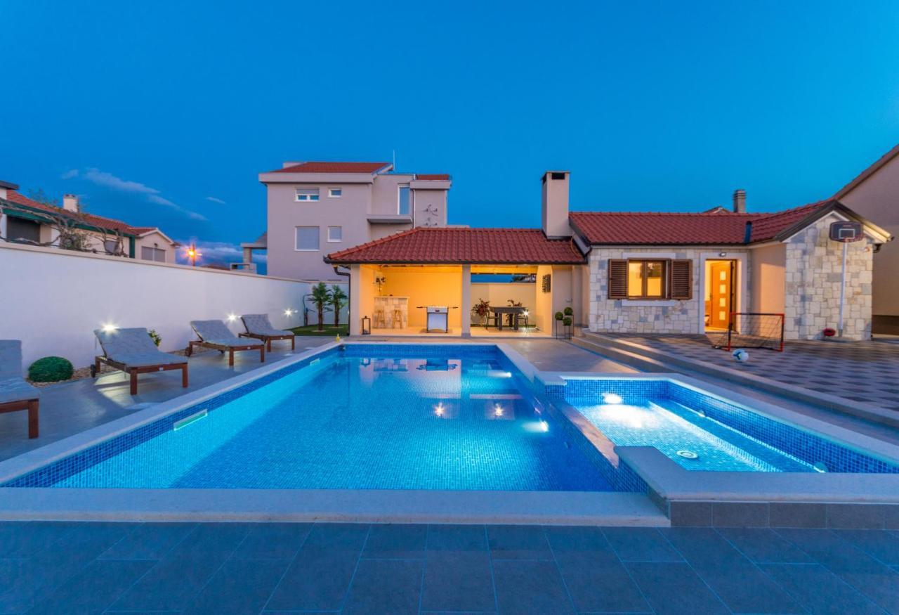 Villa Lucija Биоград-на-Мору Экстерьер фото